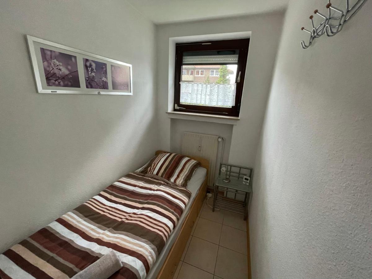 Schöne einfache Ferienwohnung mitten in Oldenburg Exterior foto