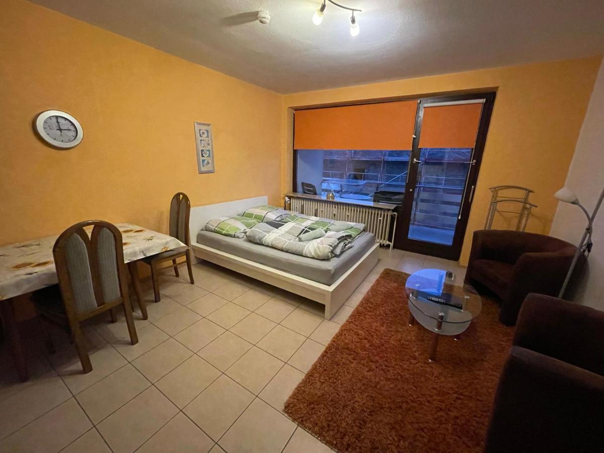 Schöne einfache Ferienwohnung mitten in Oldenburg Exterior foto