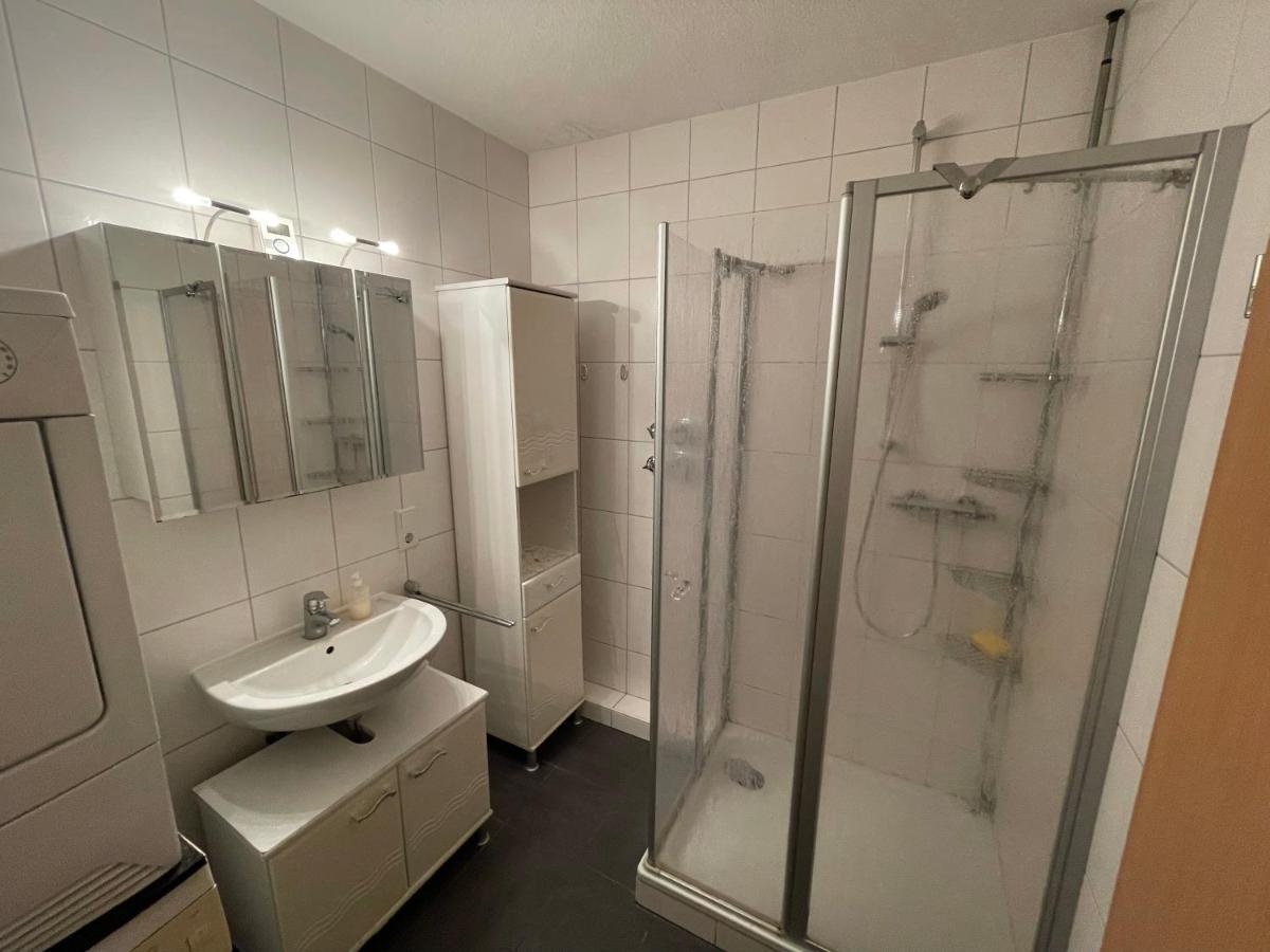 Schöne einfache Ferienwohnung mitten in Oldenburg Exterior foto