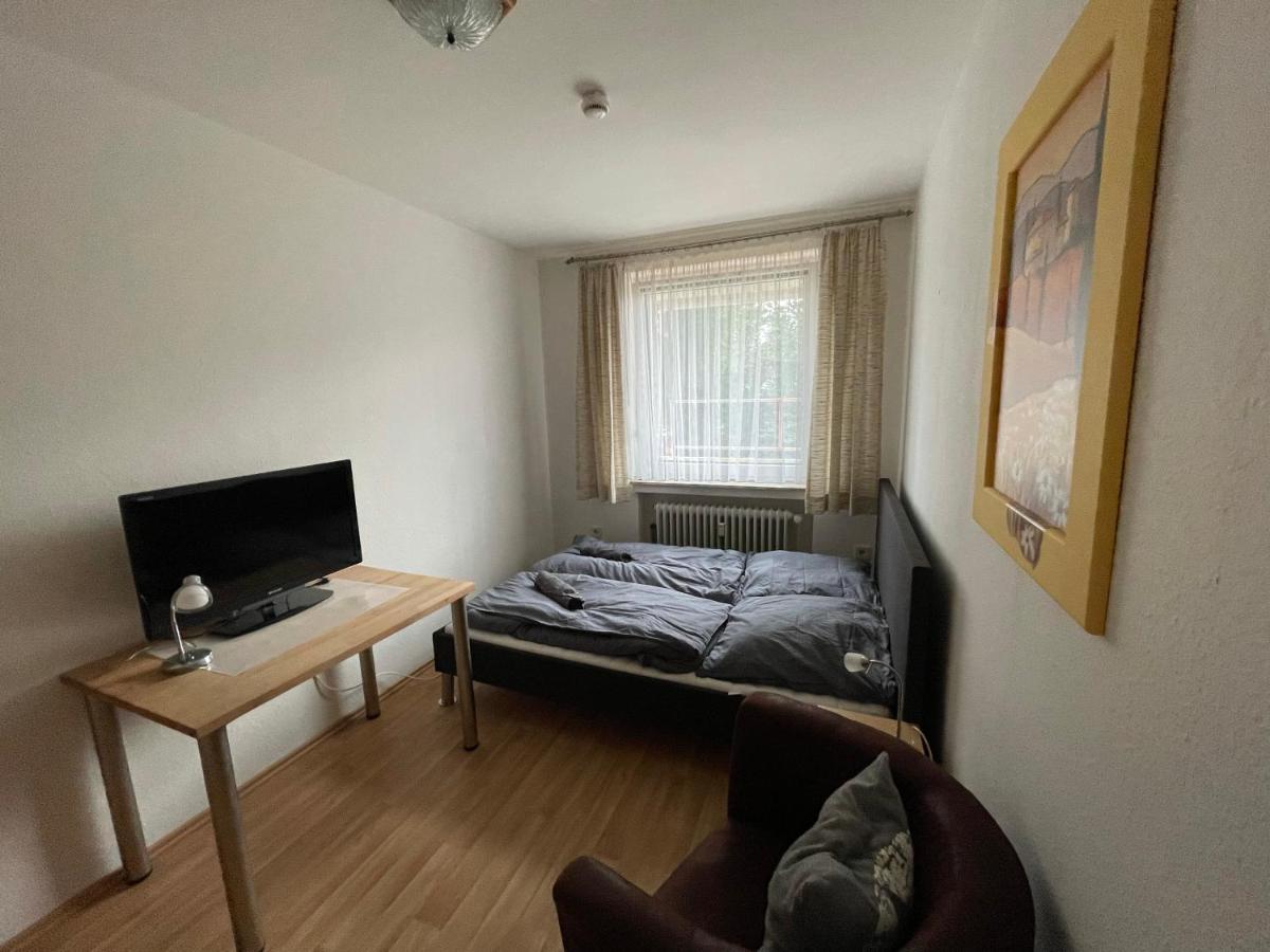 Schöne einfache Ferienwohnung mitten in Oldenburg Exterior foto