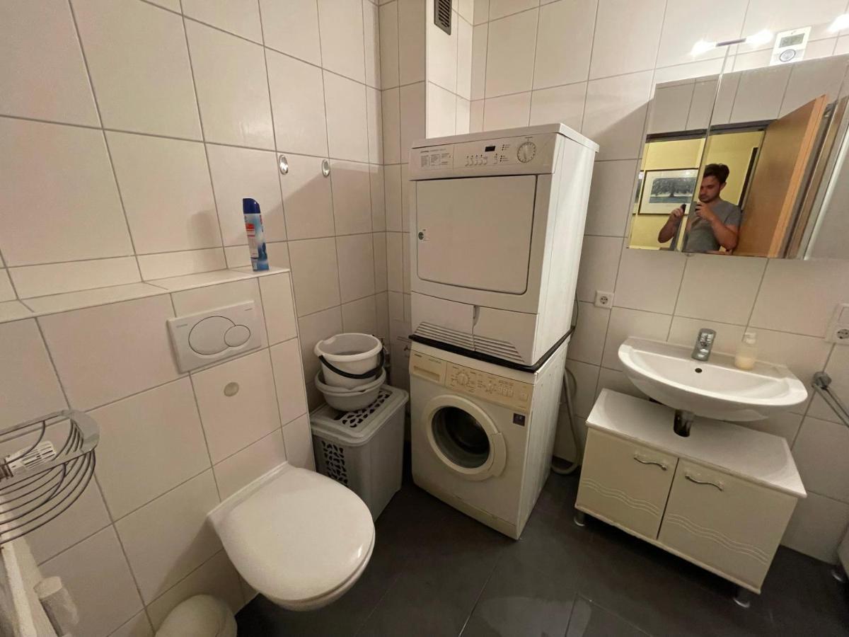 Schöne einfache Ferienwohnung mitten in Oldenburg Exterior foto