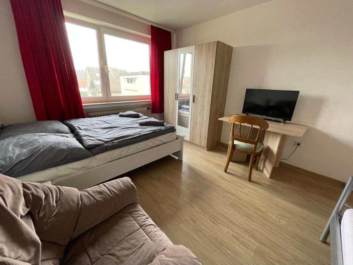 Schöne einfache Ferienwohnung mitten in Oldenburg Exterior foto