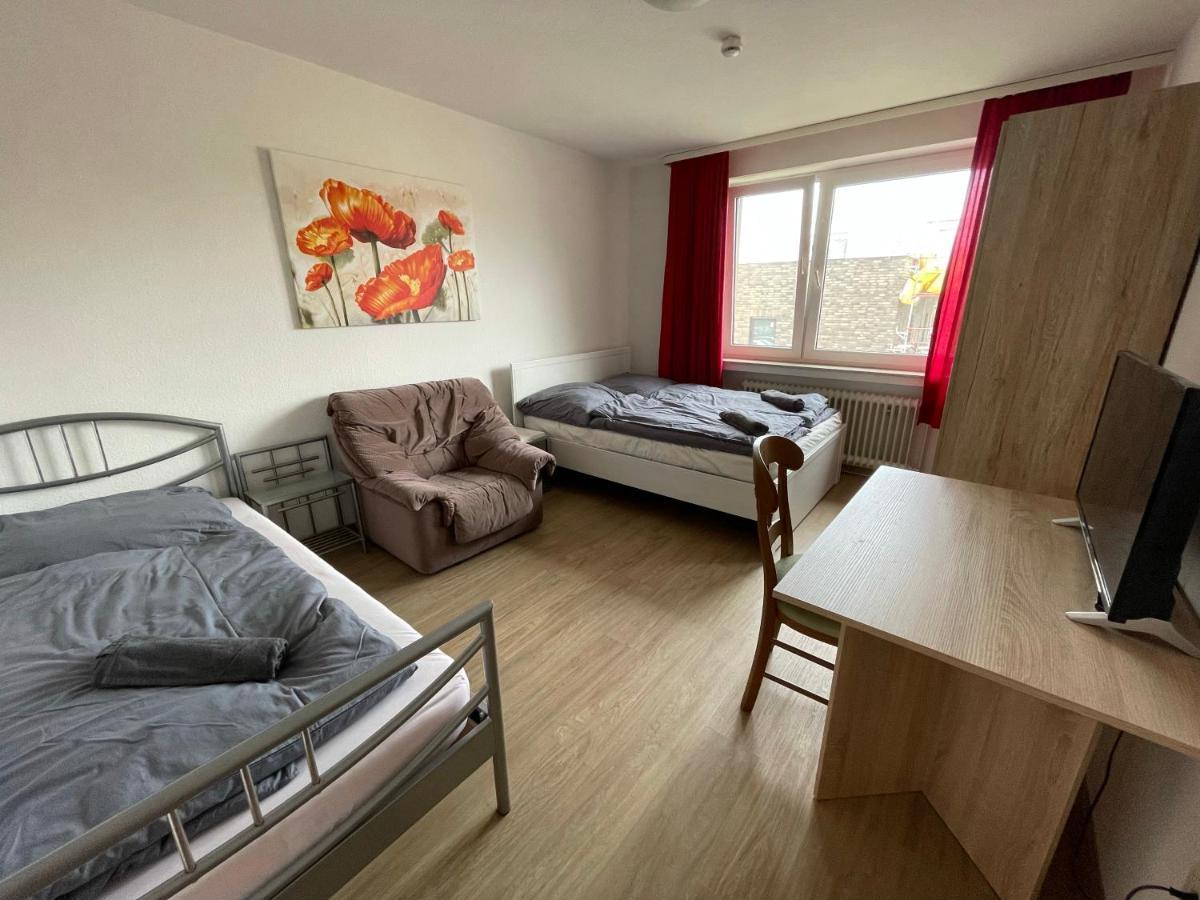 Schöne einfache Ferienwohnung mitten in Oldenburg Exterior foto